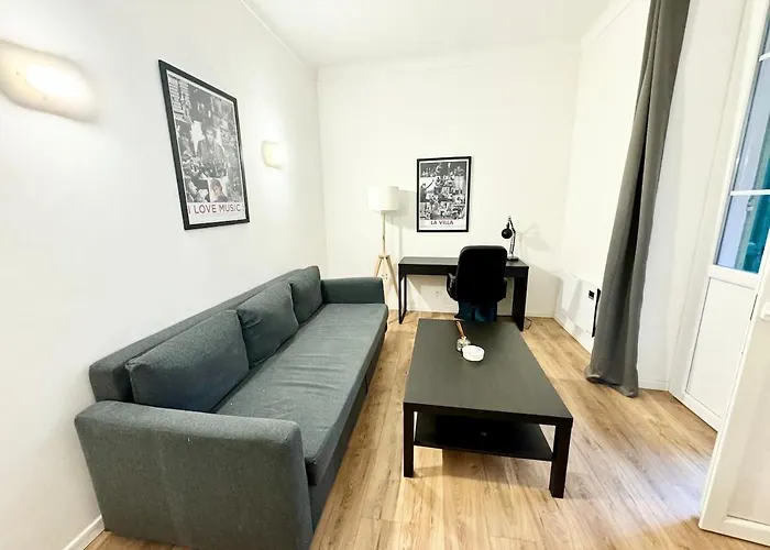 Apartmán Location , Port Of Nice, Charming Flat #2 *